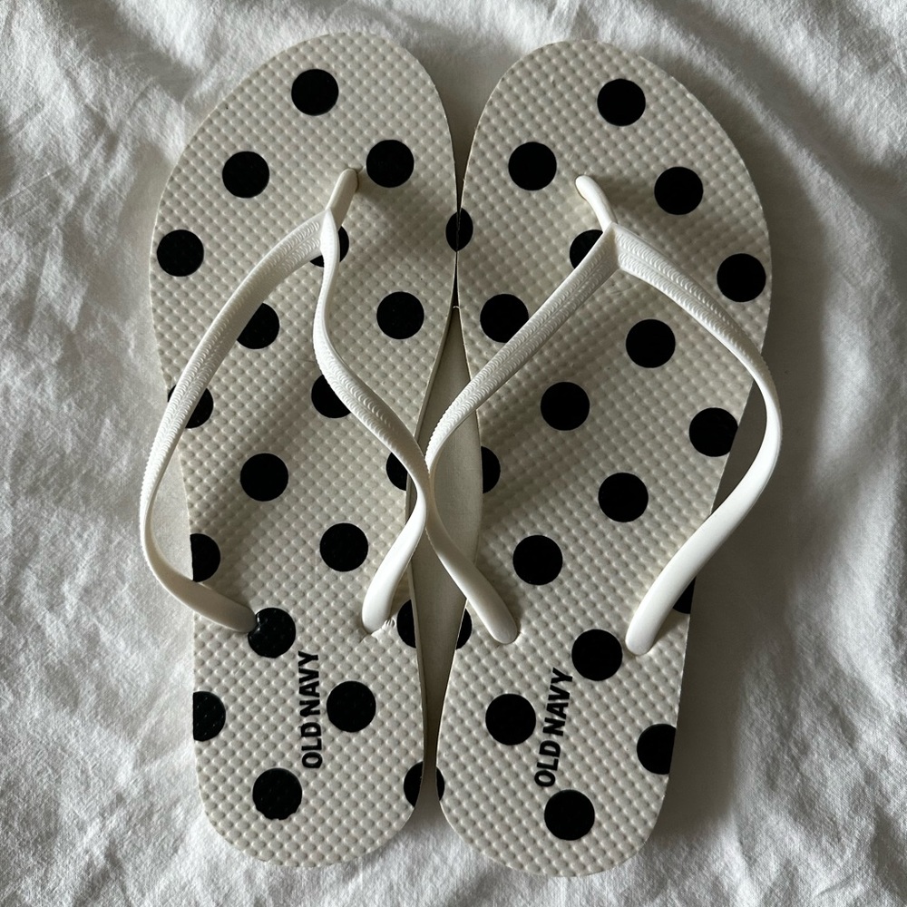 Old Navy Flip Flops